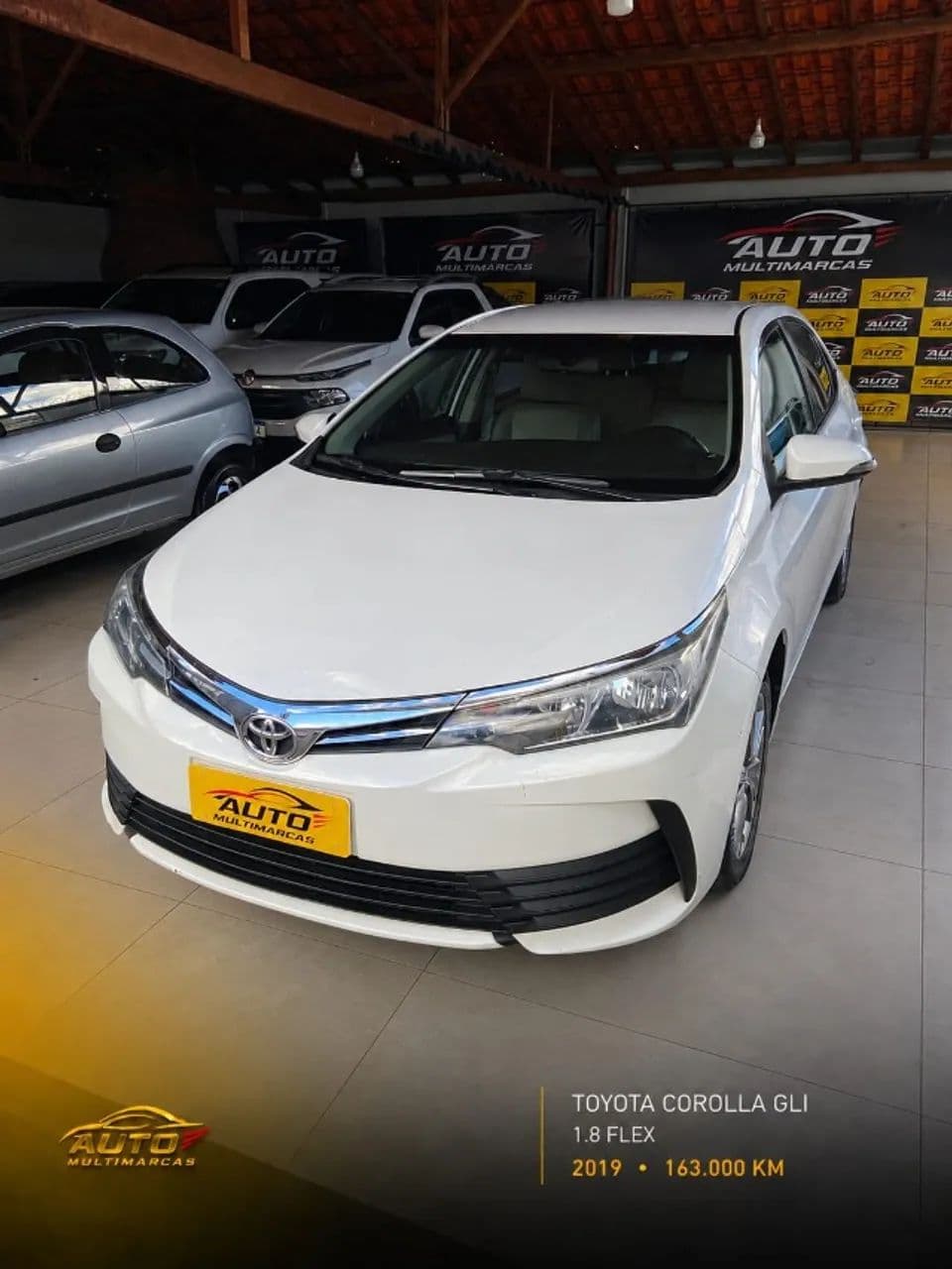 Foto de Toyota Corolla GLi Upper 1.8 Flex 16V Aut.